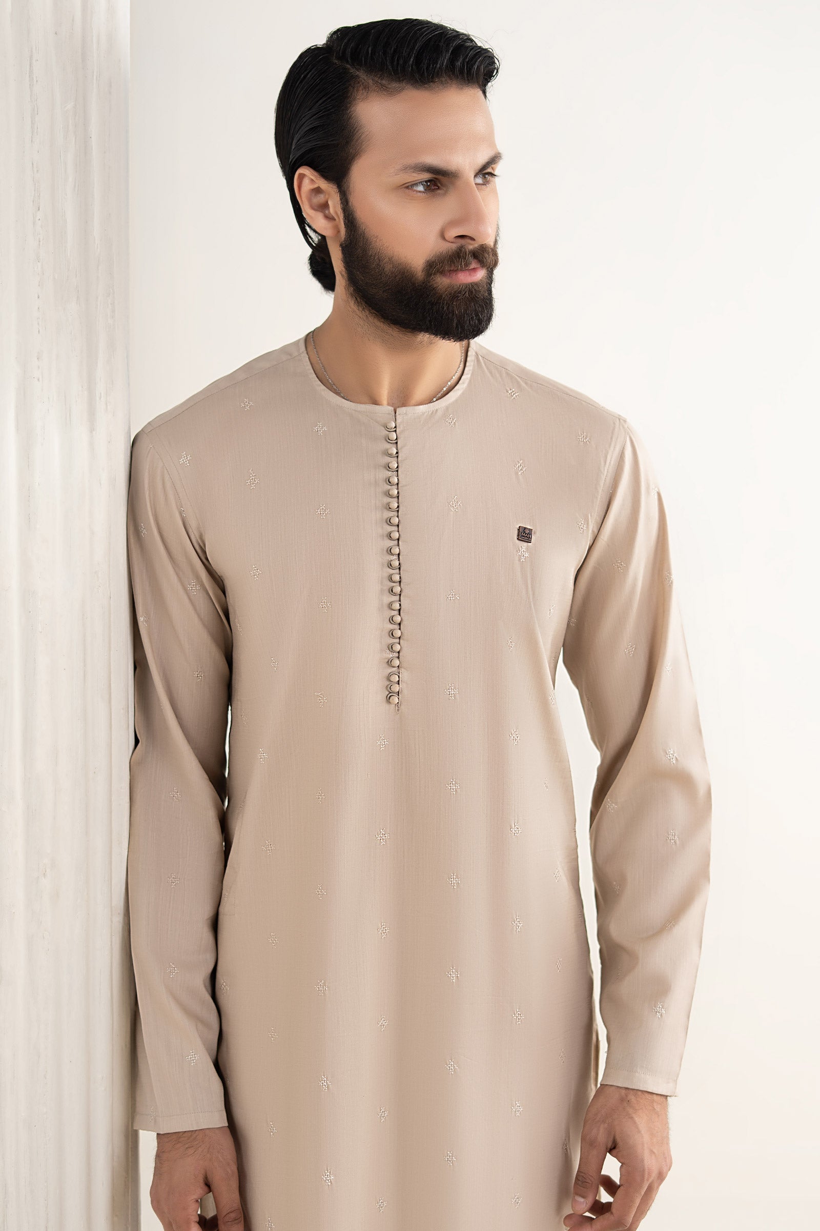 Embroidered Abalone Kurta