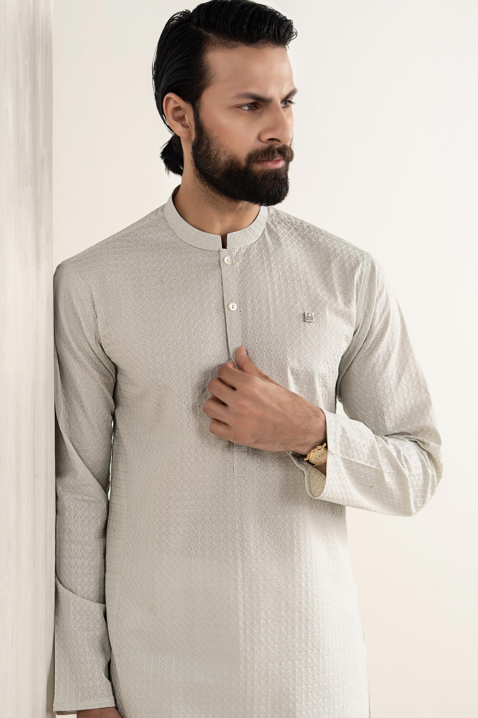 Embroidered Lawn Kurta